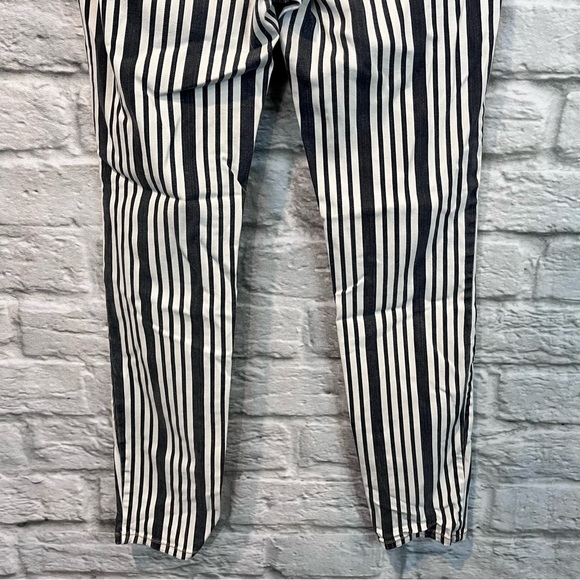 Free People Womens Size 28” Mid Rise Skinny White Striped Denim Blue Jeans #8130 - Picture 6 of 9